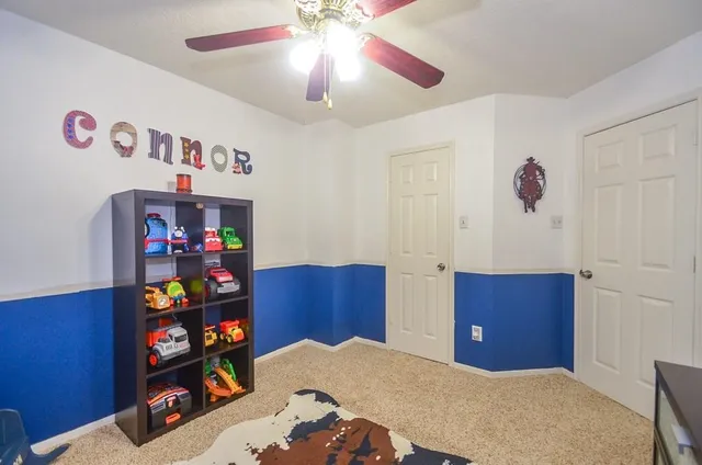 $2,400 | 20402 Avery Point Drive, Katy, TX 77449