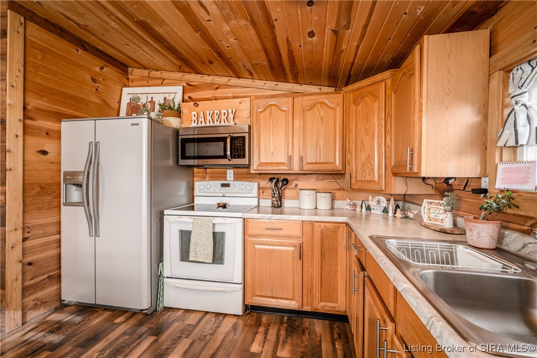 1060 Bogard Road Northeast Corydon, IN 47112 - Photo 11 of 24