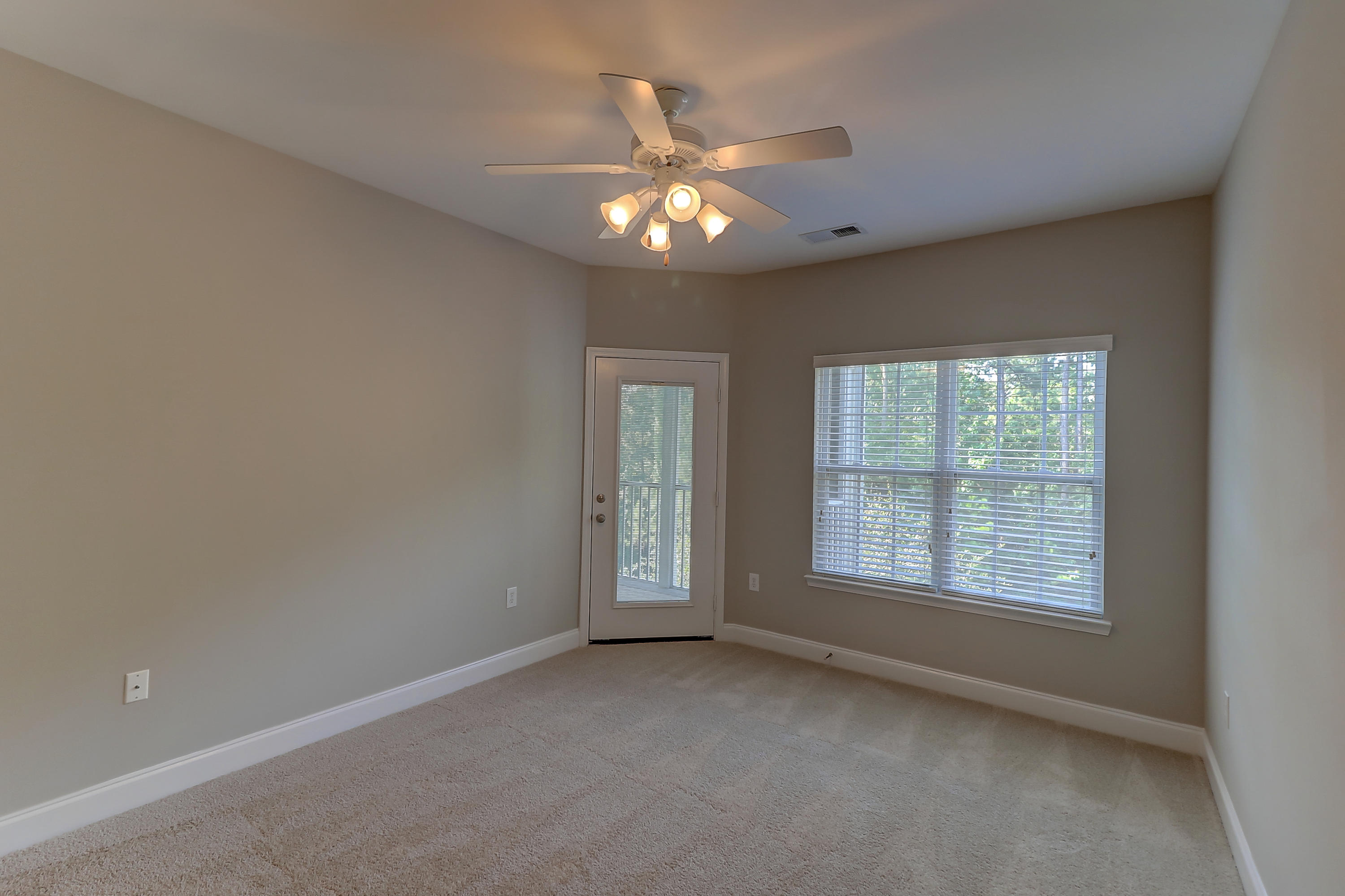 1818 Basildon Road Mount Pleasant, SC 29466 - Photo 13 of 43 1818 Basildon (7)