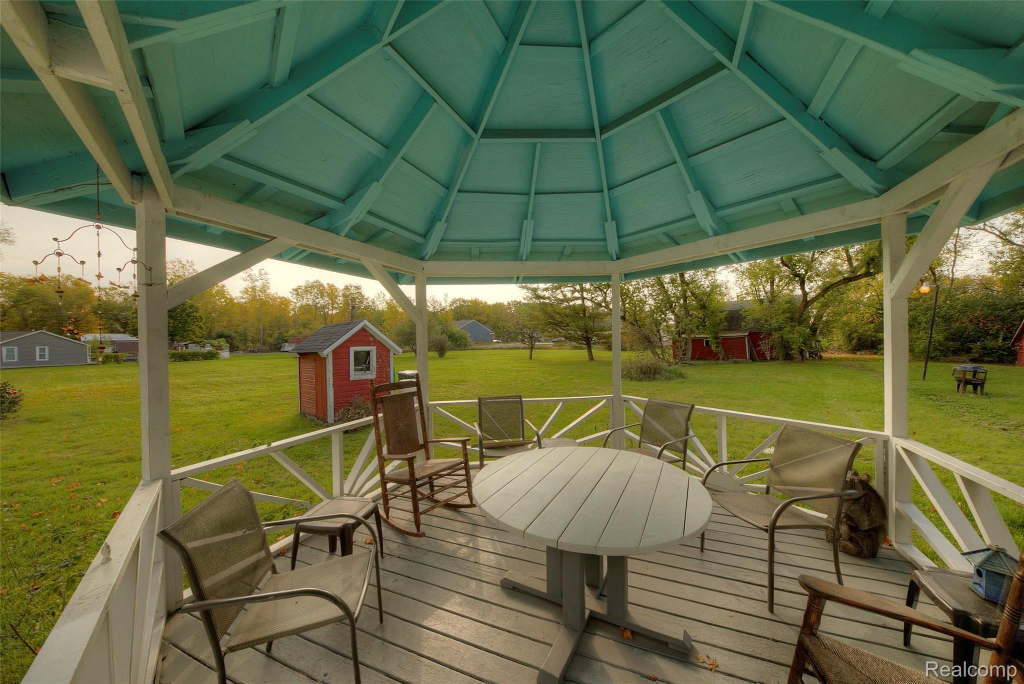 50025 Geddes Road Canton, MI 48188 - Photo 38 of 48 38 Gazebo.jpg