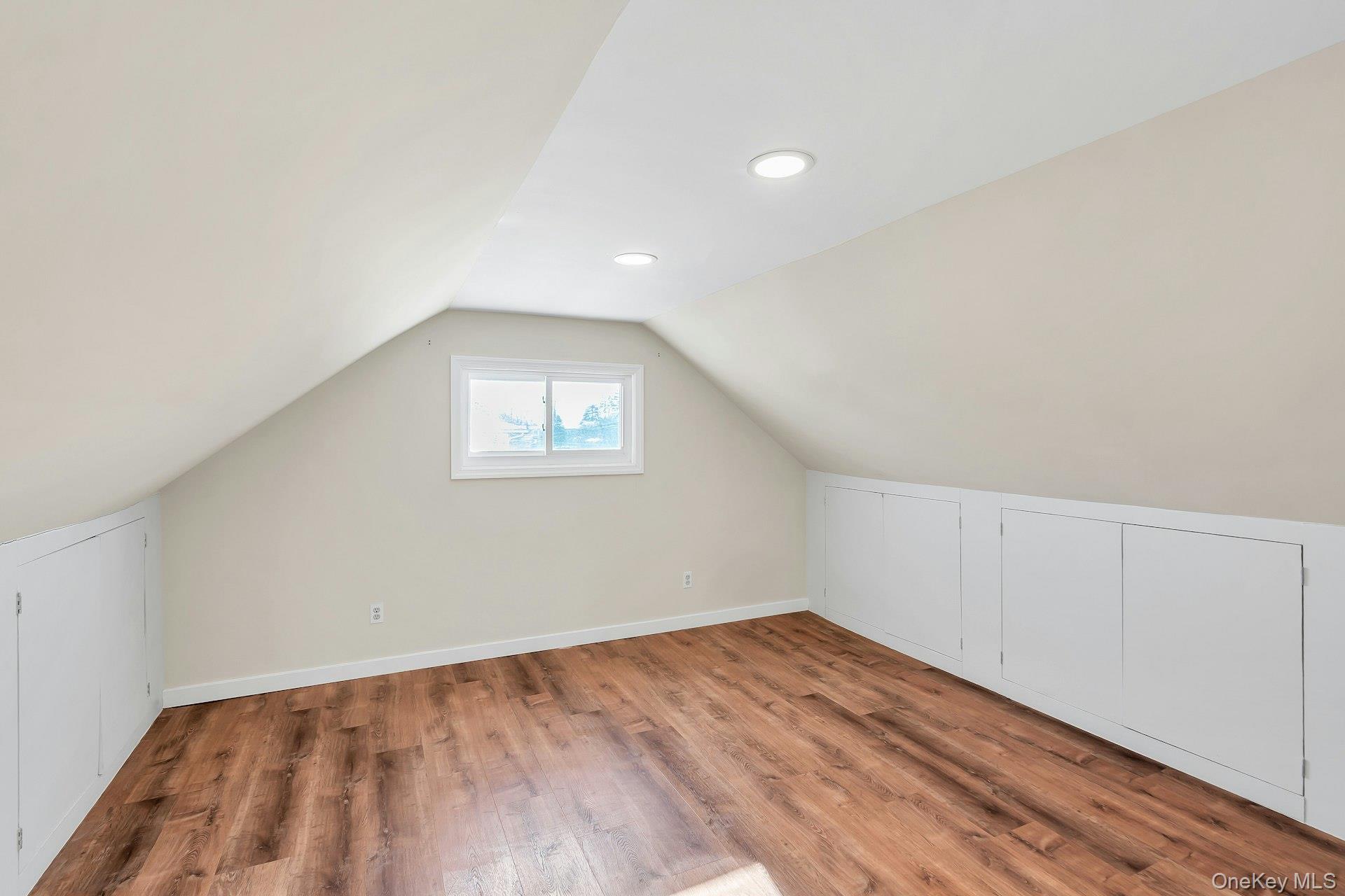 69 Miller Road Hicksville, NY 11801 - Photo 13 of 32