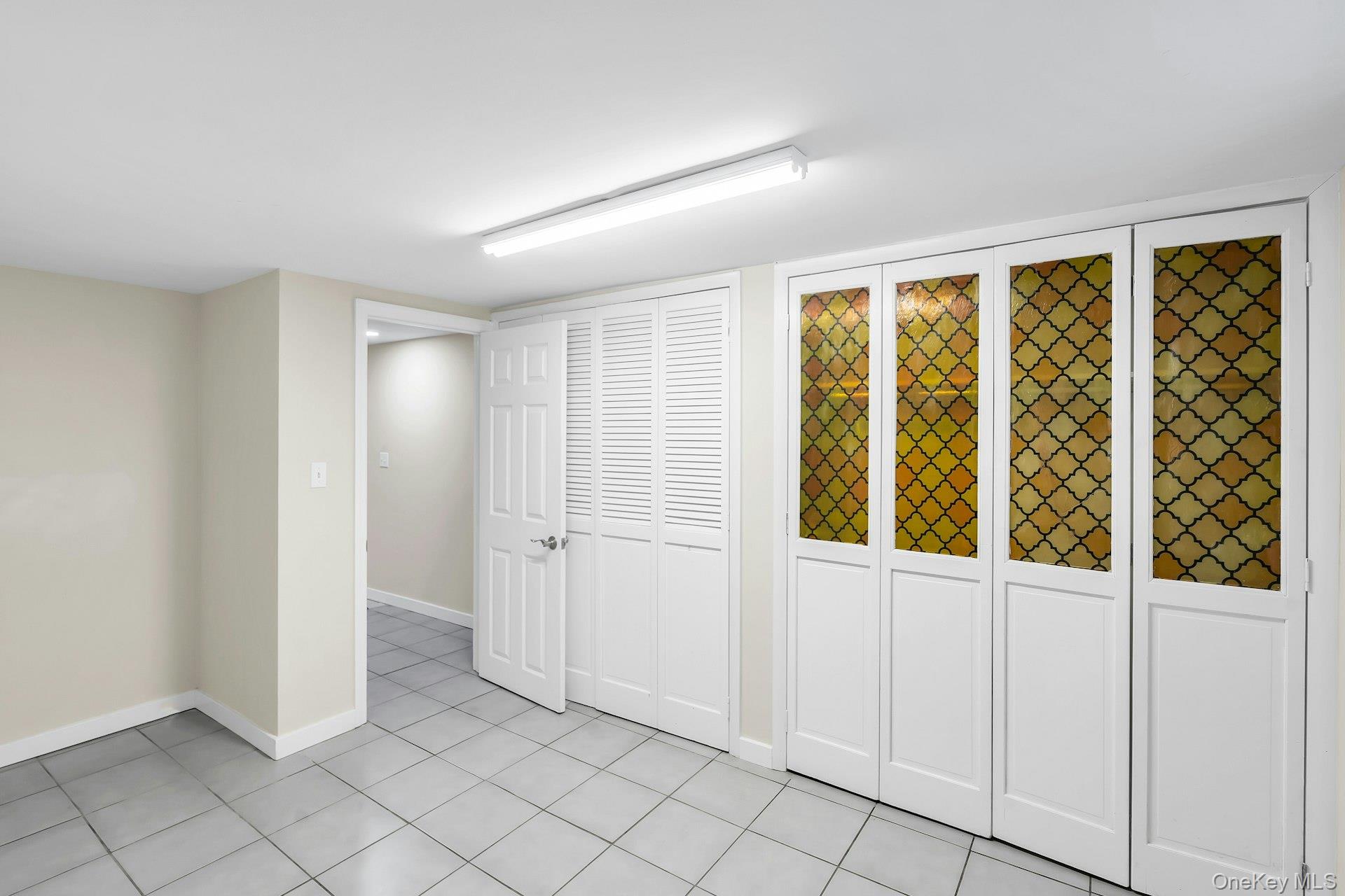 69 Miller Road Hicksville, NY 11801 - Photo 19 of 32