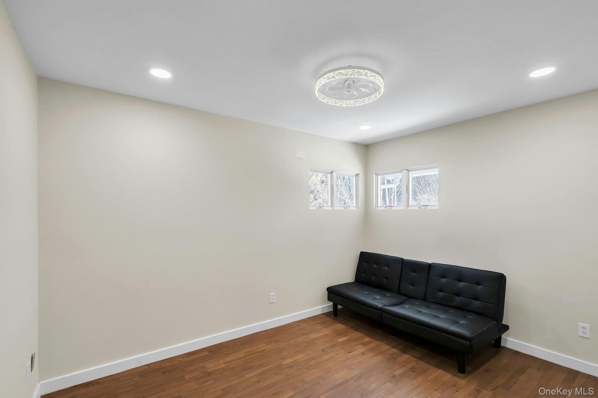 69 Miller Road Hicksville, NY 11801 - Photo 9 of 32