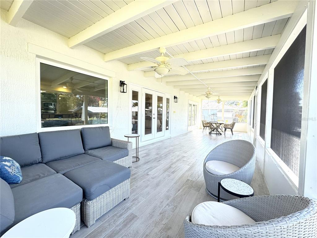 1004 Southeast 5th Avenue Crystal River, FL 34429 - Photo 36 of 43 a living room with furniture and a large window