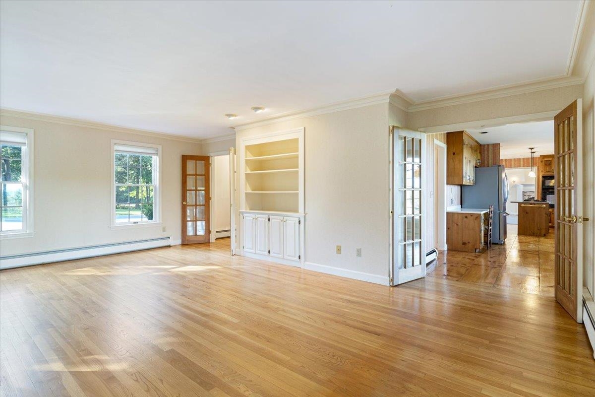 5 Eastview Road Derry, NH 03038 - Photo 9 of 43