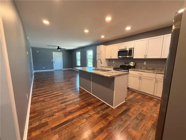 $250,000 | 140 C Street, Osceola, MO 64776
