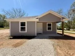 $250,000 | 140 C Street, Osceola, MO 64776