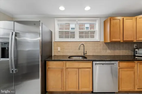 $2,300 | 273 Westbrook Drive, Clifton Heights, PA 19018