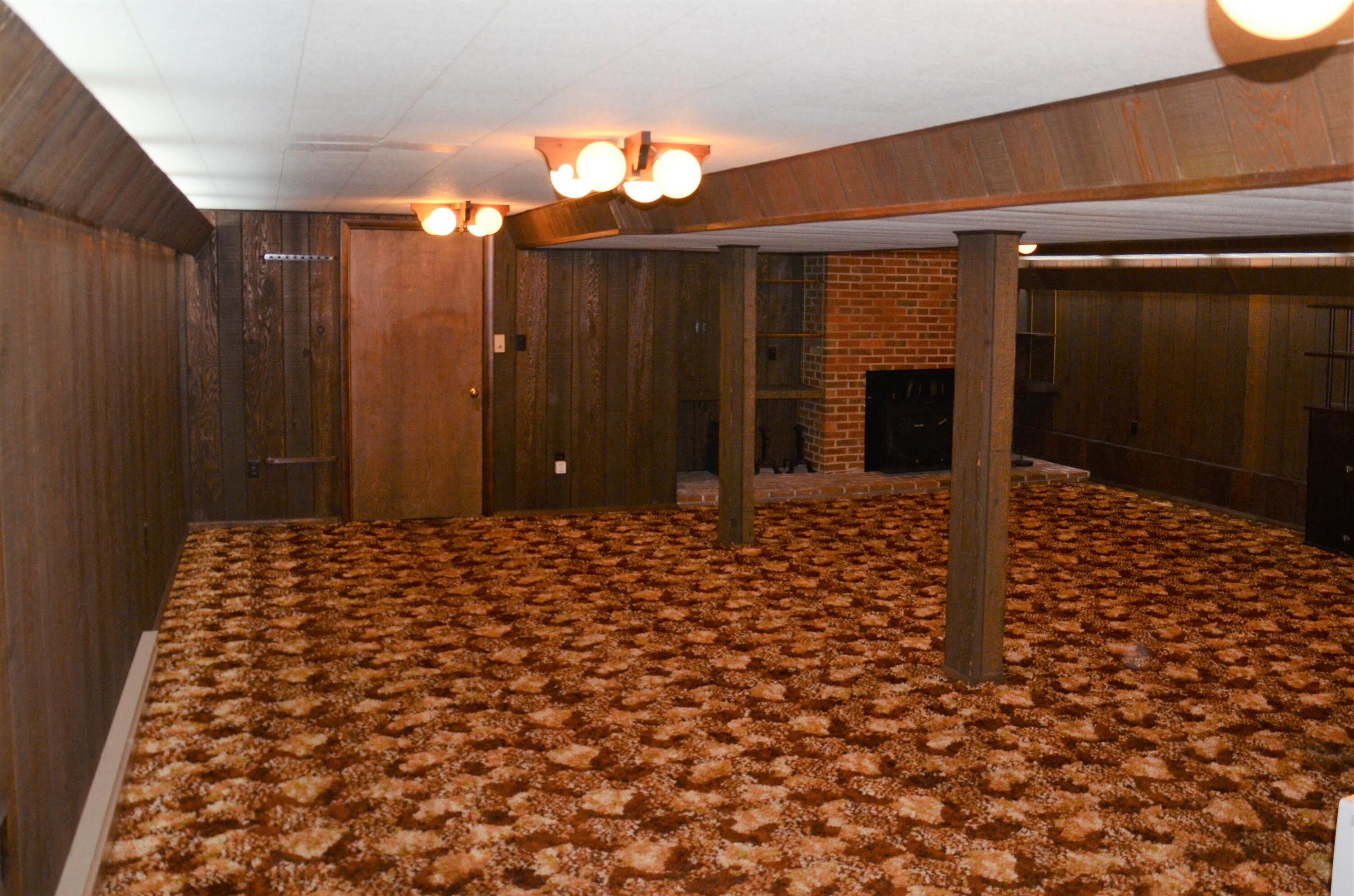 405 Sells Road Bluff City, TN 37618 - Photo 33 of 42 Carpet Brown Basement