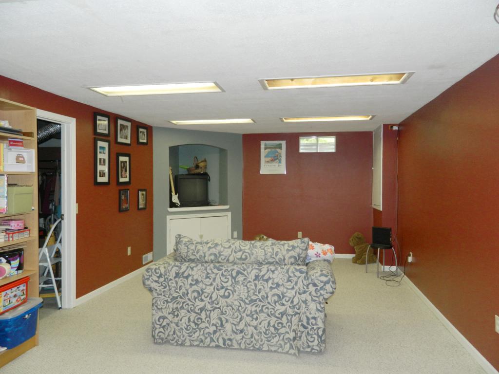 365 Southridge Road Williston, VT 05495 - Photo 14 of 18 Gallery Image 14