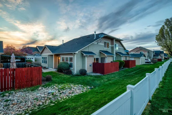 $335,000 | 9155 West Brogan Drive, Boise, ID 83709