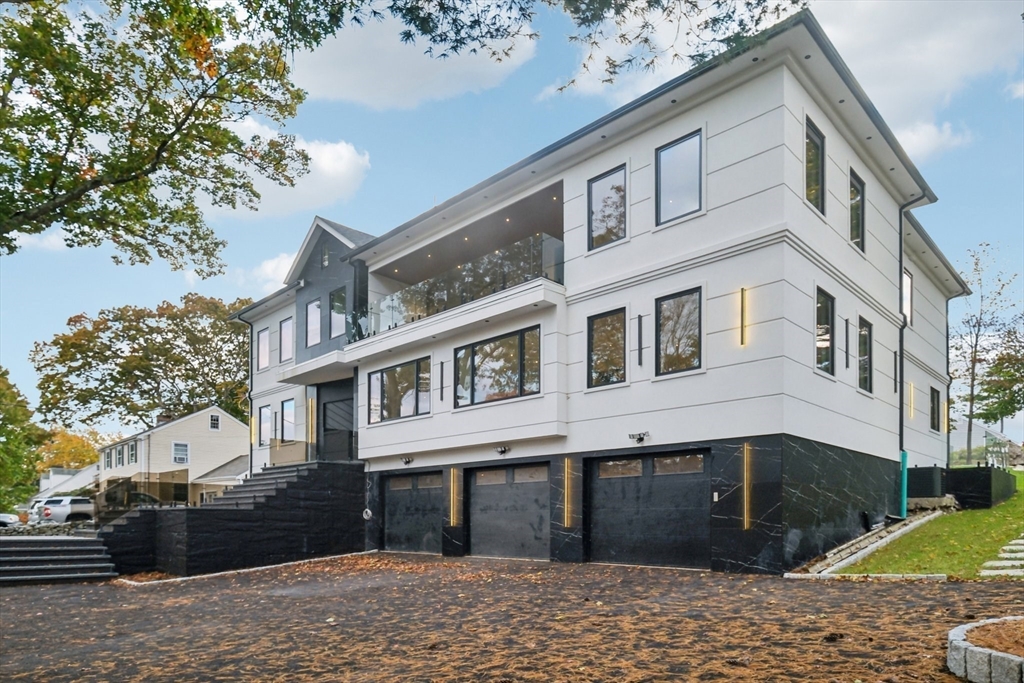 883 Greendale Avenue Needham, MA 02492 - Photo 37 of 40