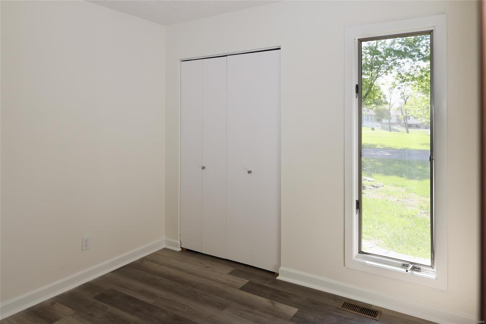 427 High Point Drive Edwardsville, IL 62025 - Photo 13 of 19