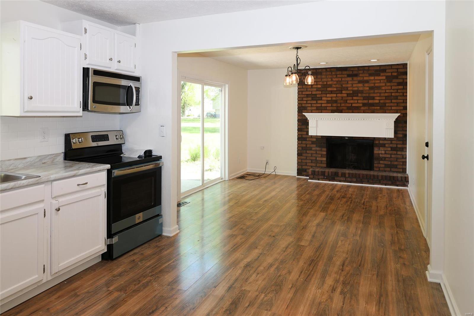 427 High Point Drive Edwardsville, IL 62025 - Photo 9 of 19