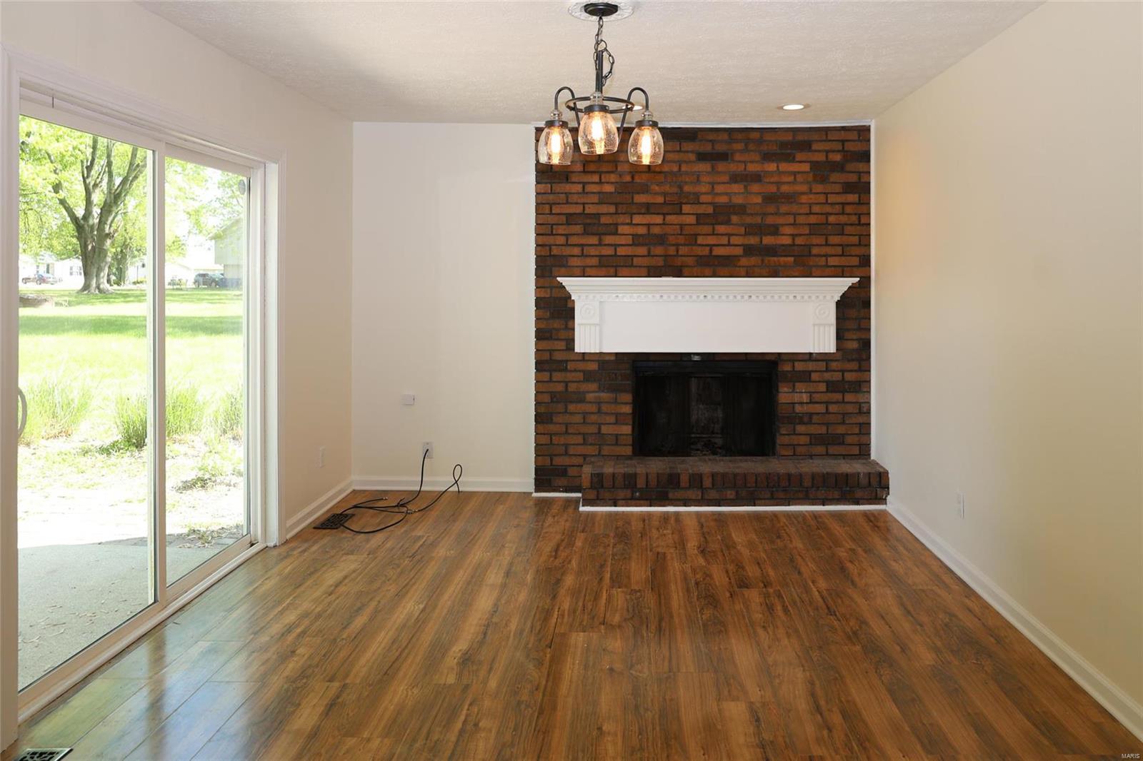 427 High Point Drive Edwardsville, IL 62025 - Photo 10 of 19