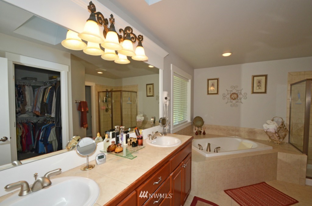 22507 5th Place West Bothell, WA 98021 - Photo 11 of 15