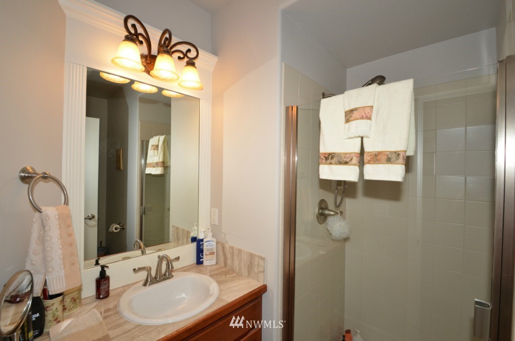 22507 5th Place West Bothell, WA 98021 - Photo 13 of 15