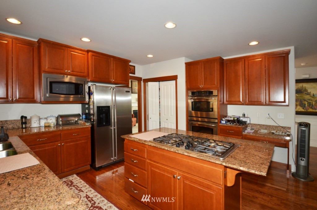 22507 5th Place West Bothell, WA 98021 - Photo 7 of 15