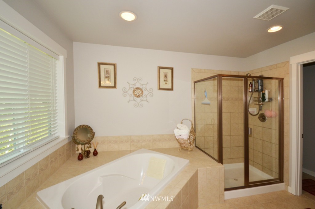 22507 5th Place West Bothell, WA 98021 - Photo 10 of 15