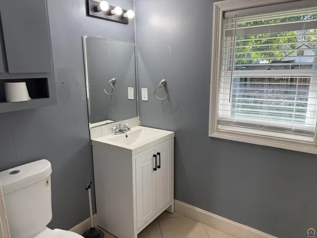 $69,500 | 505 Southeast Fairfax Street, Topeka, KS 66607