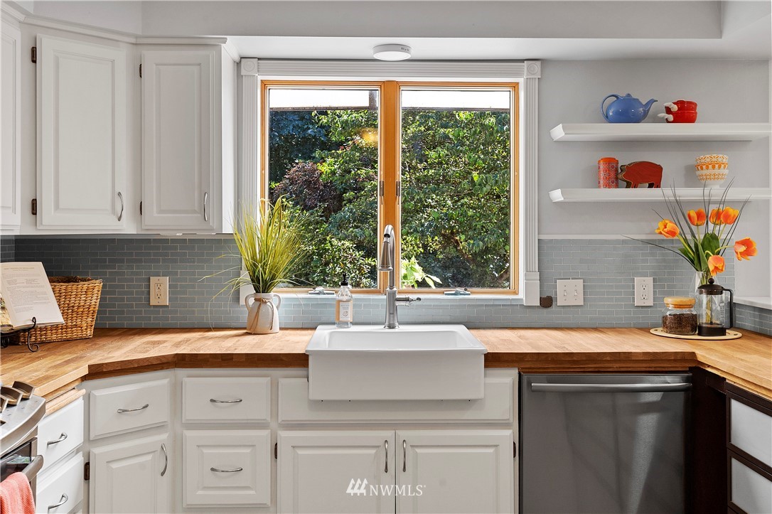 570 Southeast Spruce Road Port Orchard, WA 98367 - Photo 14 of 38 Gallery Image 14