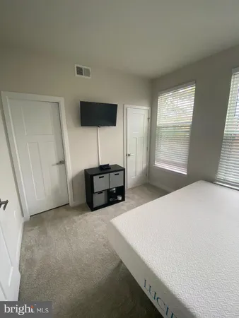 $3,350 | 6212 Editors Park Drive, Hyattsville, MD 20782