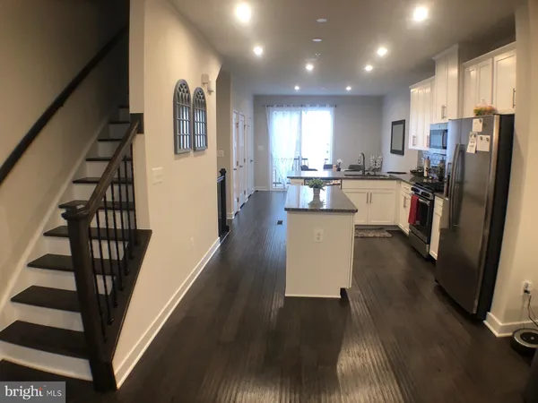 $3,350 | 6212 Editors Park Drive, Hyattsville, MD 20782