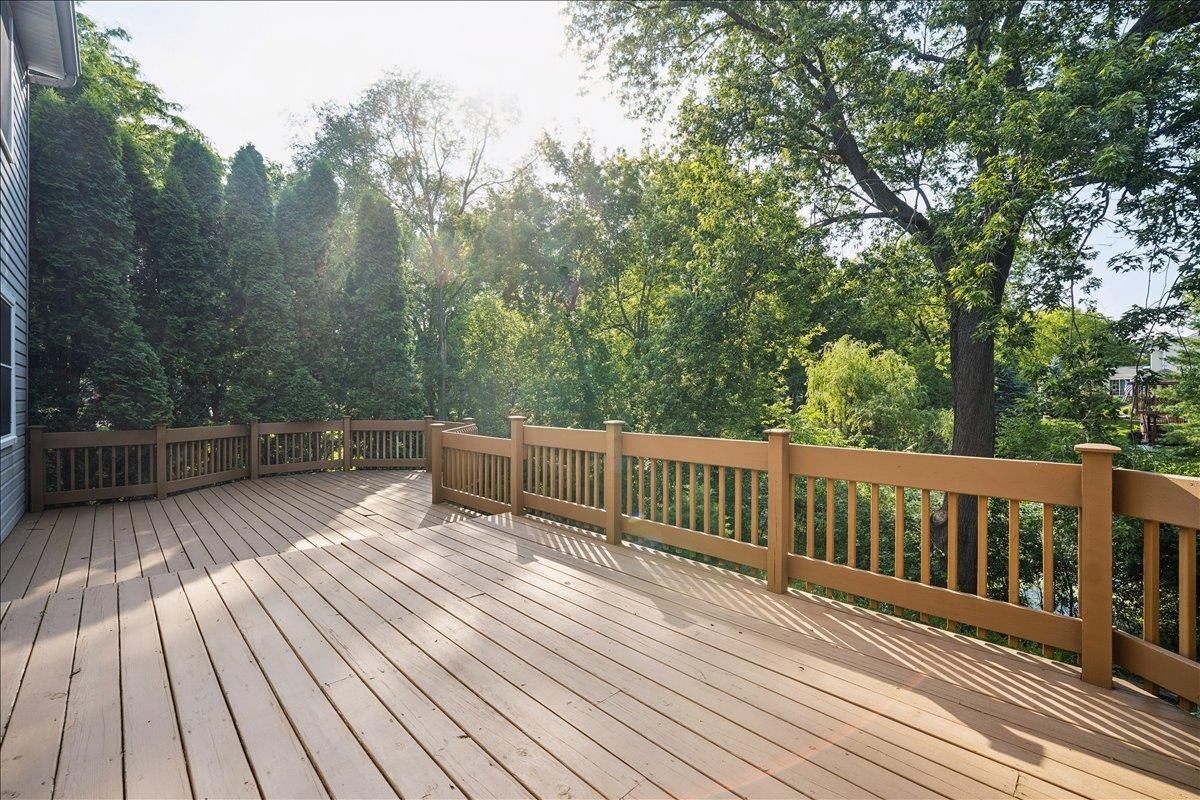 504 Carriage Hill Road Island Lake, IL 60042 - Photo 30 of 44