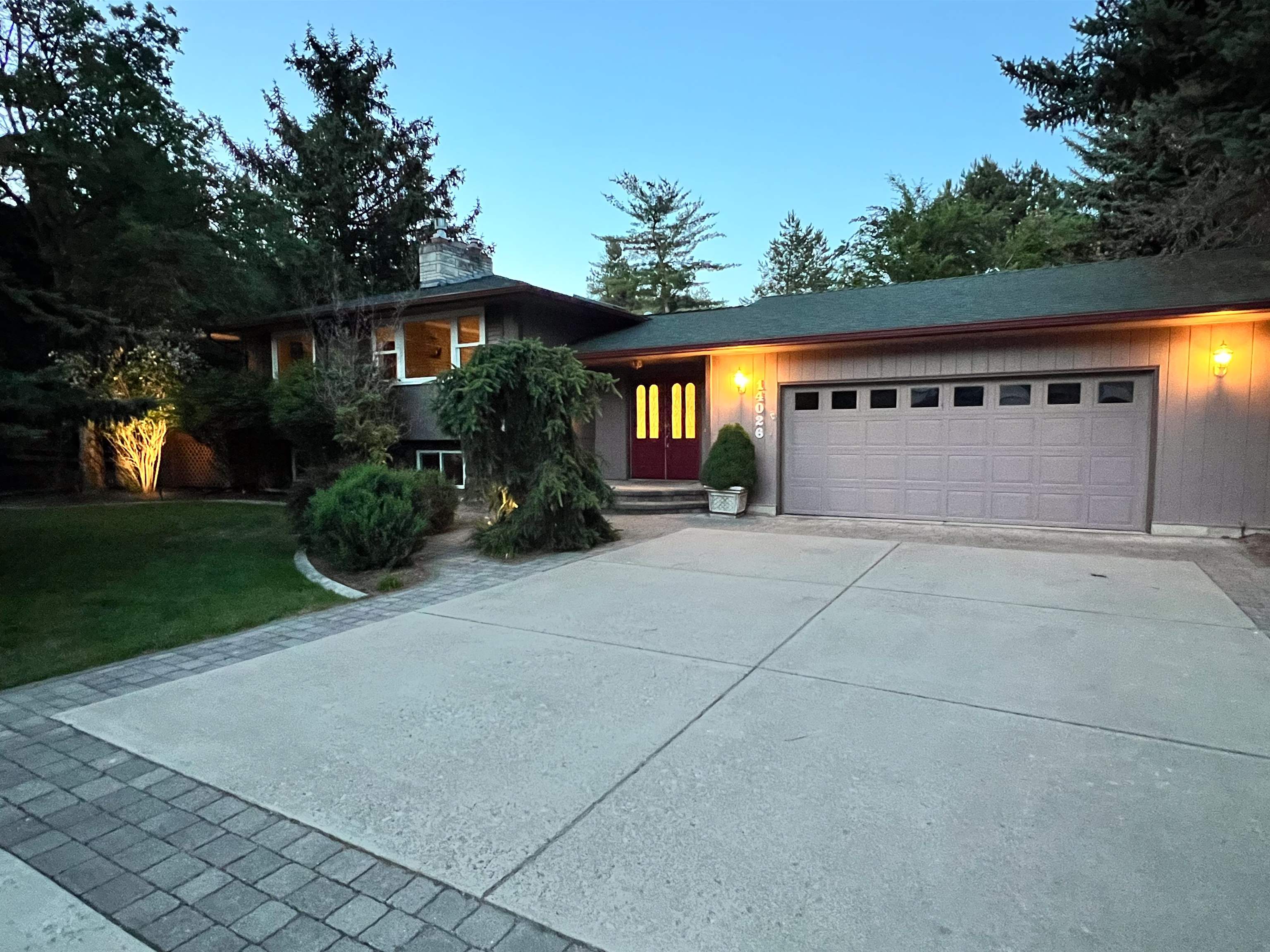14026 North Rivilla Lane Spokane, WA 99208 - Photo 2 of 45
