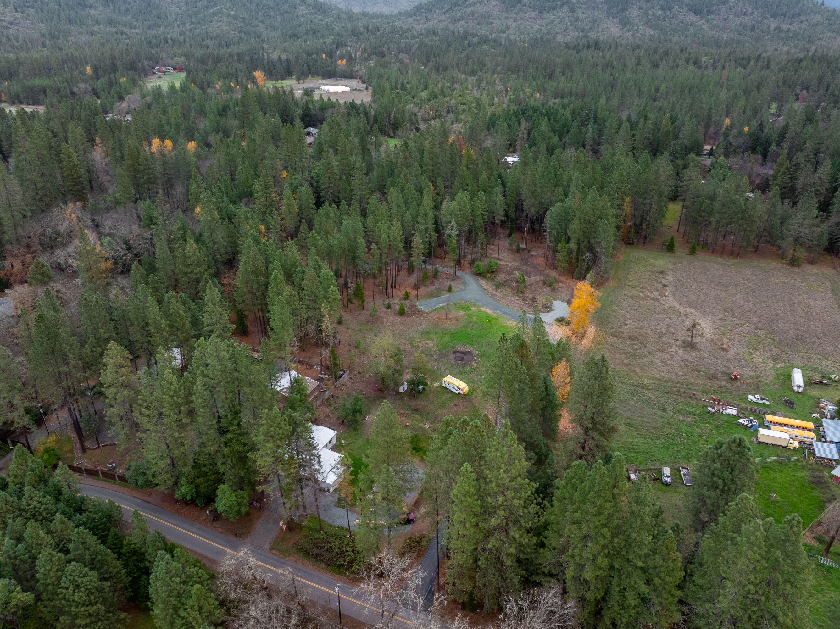 1740 Pleasant Creek Road Rogue River, OR 97537 - Photo 6 of 20 DRONE (7 of 7)