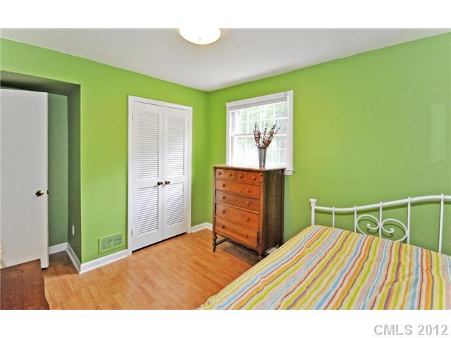 2933 Goneaway Road Charlotte, NC 28210 - Photo 14 of 16 Gallery Image 14