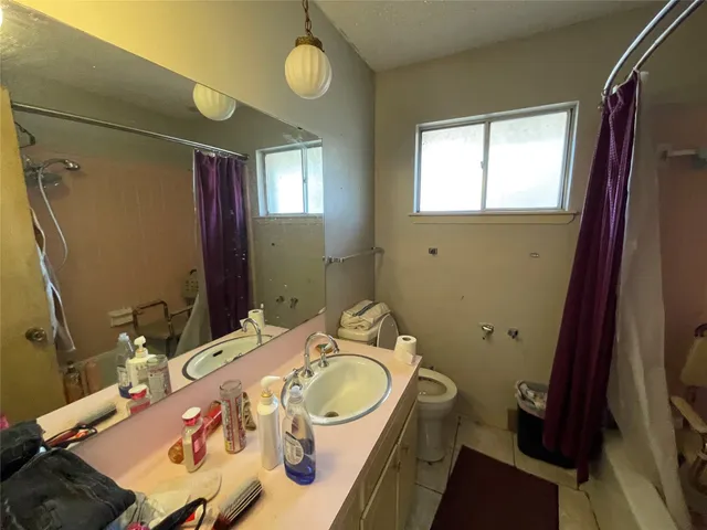 $599,000 | 1901 Greenbrook Parkway, Austin, TX 78723