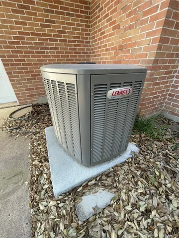 $599,000 | 1901 Greenbrook Parkway, Austin, TX 78723