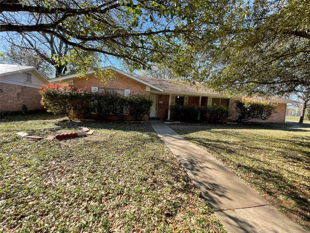 $599,000 | 1901 Greenbrook Parkway, Austin, TX 78723