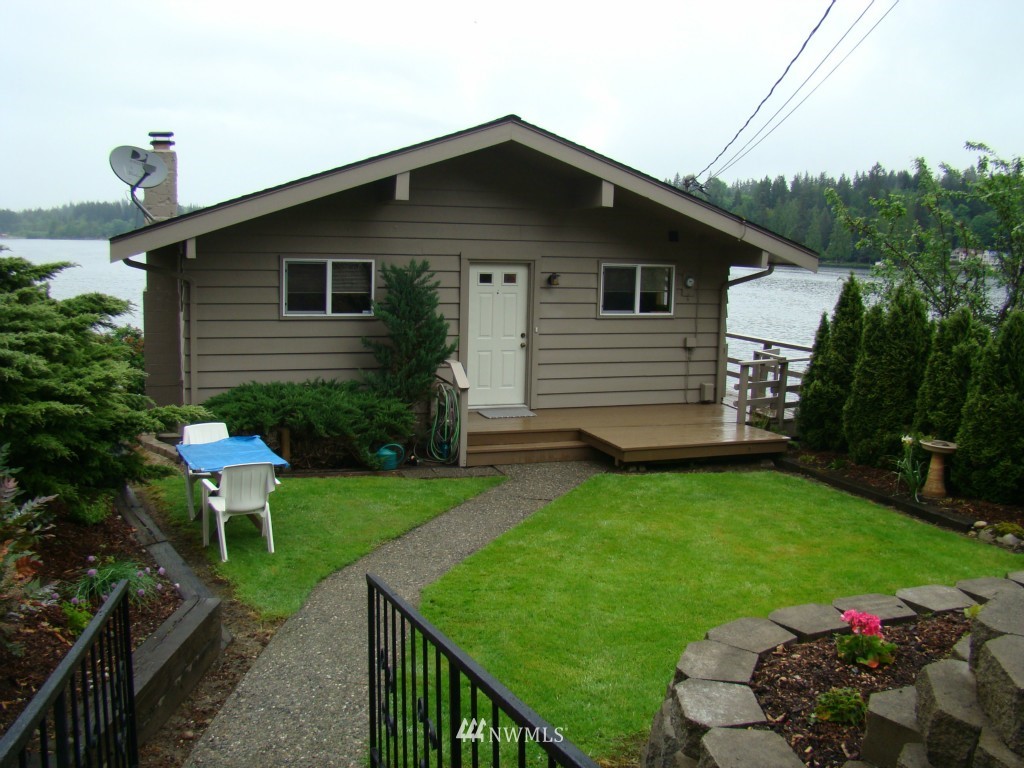 4323 Peninsula Road Stanwood, WA 98292 - Photo 1 of 16 Gallery Image 1
