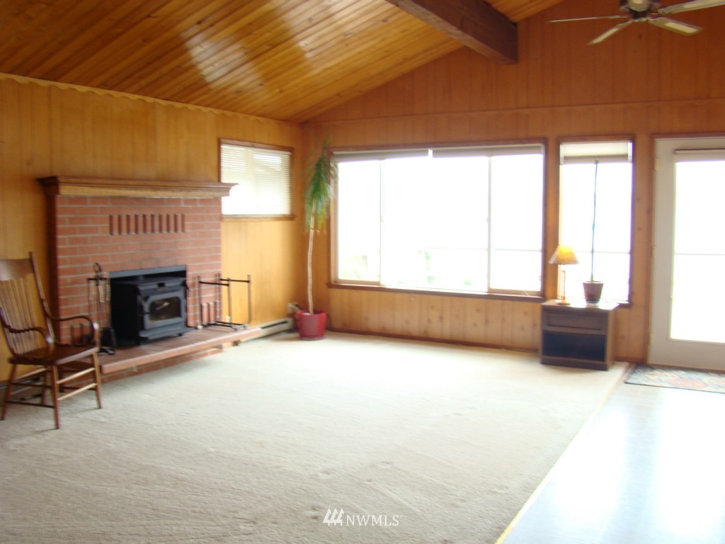 4323 Peninsula Road Stanwood, WA 98292 - Photo 2 of 16 Gallery Image 2