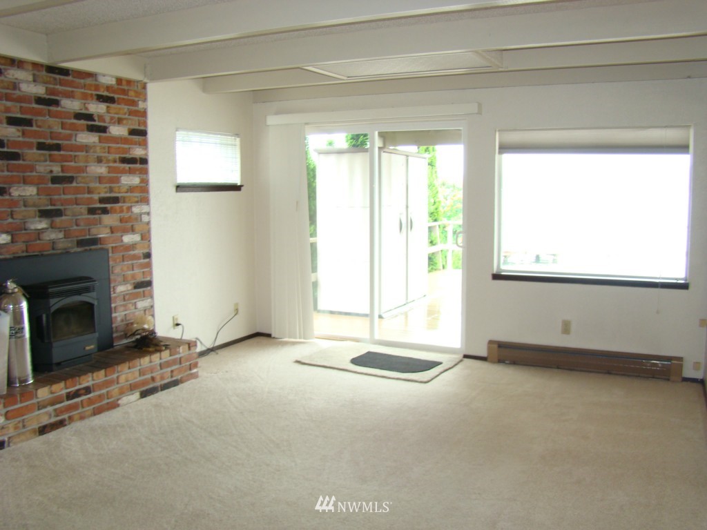 4323 Peninsula Road Stanwood, WA 98292 - Photo 9 of 16 Gallery Image 9