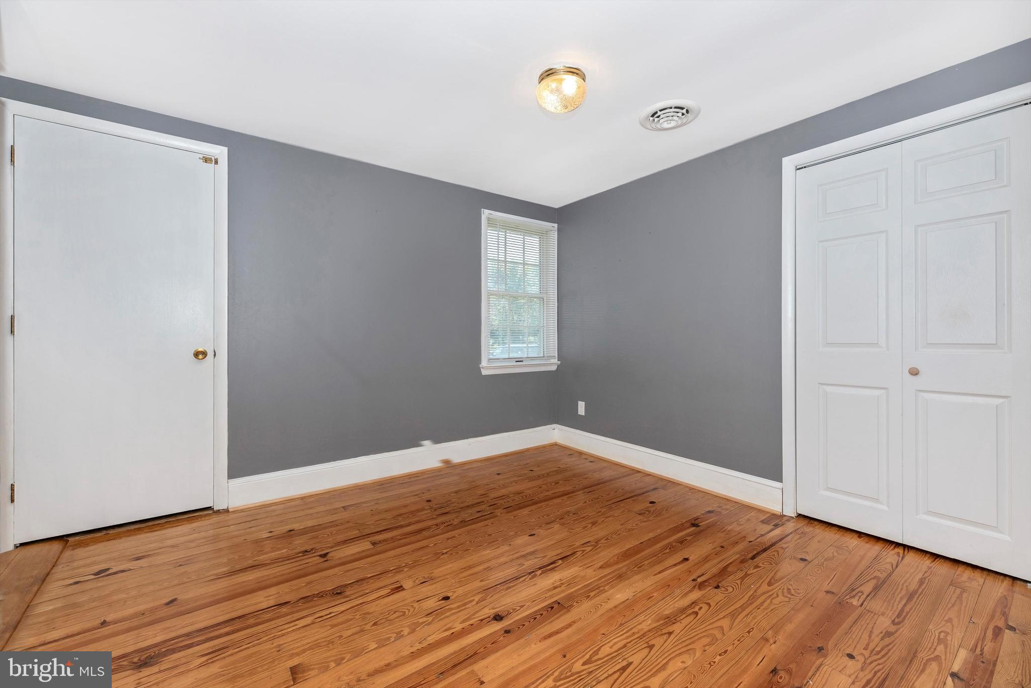 5813 Bartonsville Road Frederick, MD 21704 - Photo 17 of 30 Third Bedroom