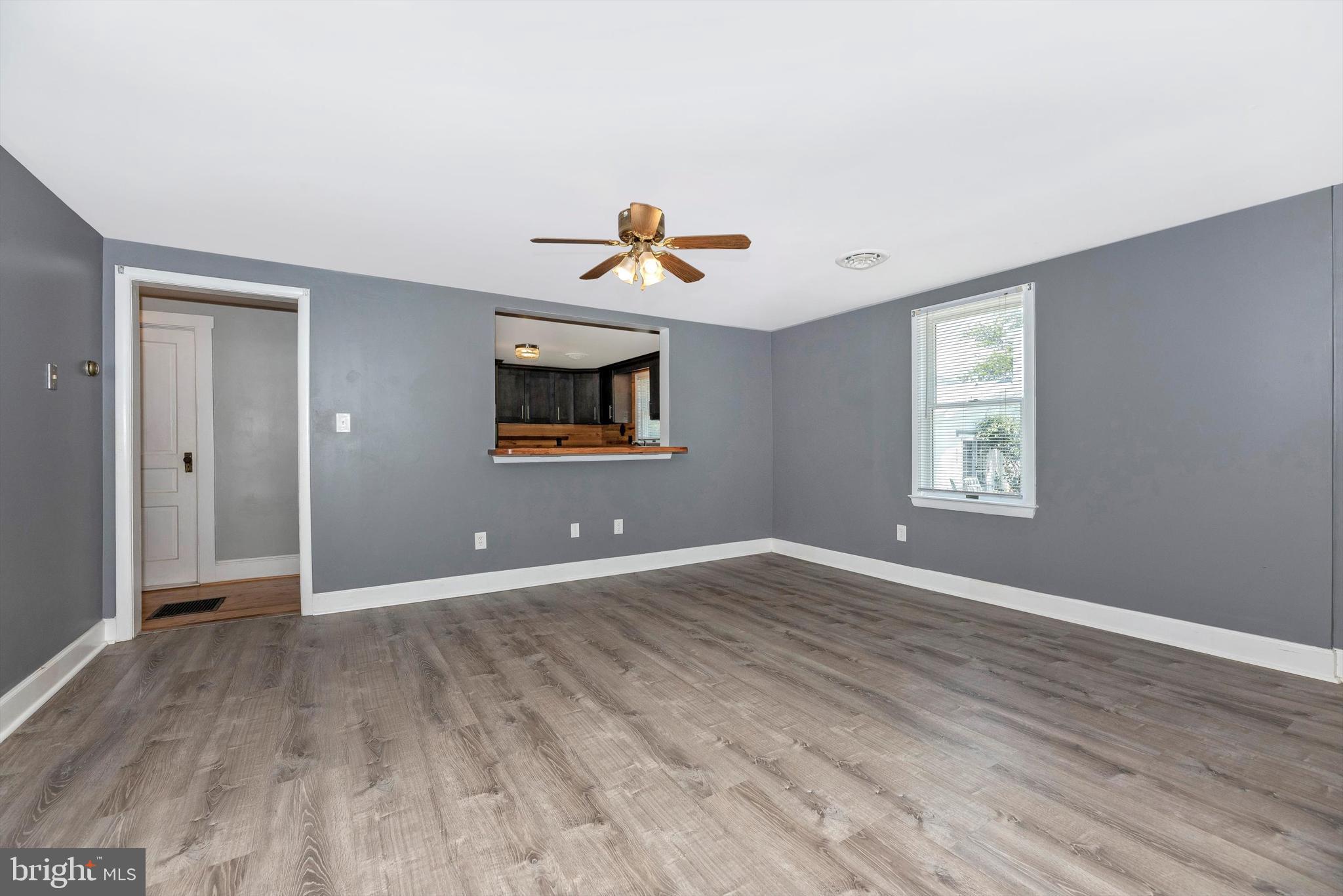 5813 Bartonsville Road Frederick, MD 21704 - Photo 7 of 30 Dining Room