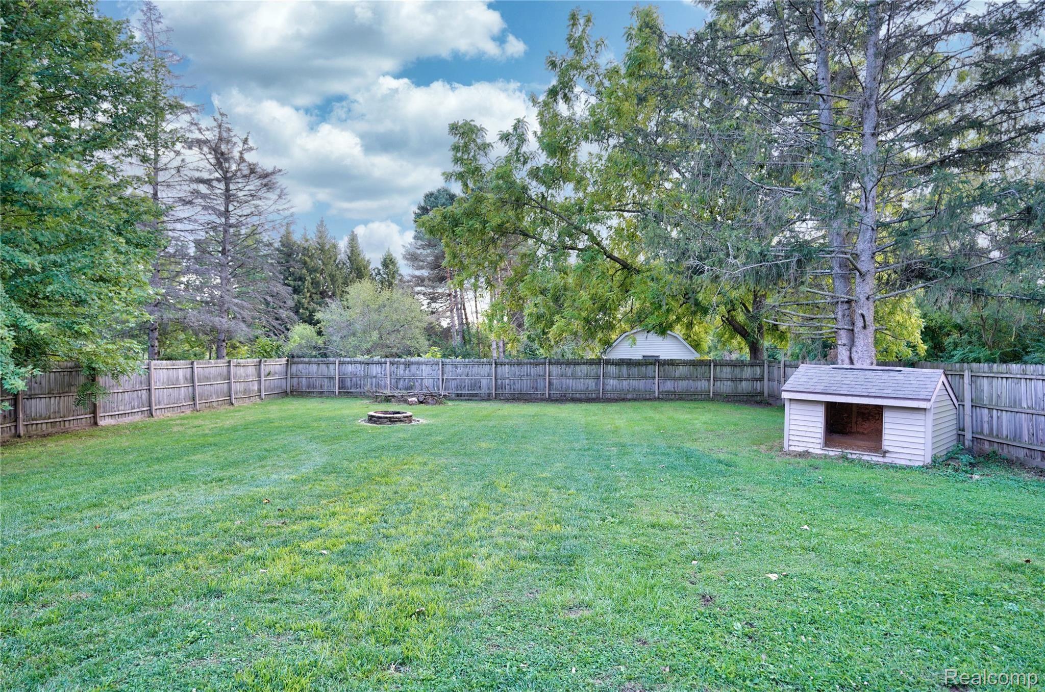 7187 Coldwater Road Flushing, MI 48433 - Photo 33 of 39 7187 Coldwater Rd 09.jpg