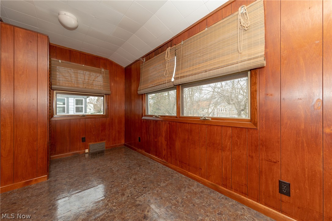 1151 Erieview Road Cleveland Heights, OH 44121 - Photo 24 of 29