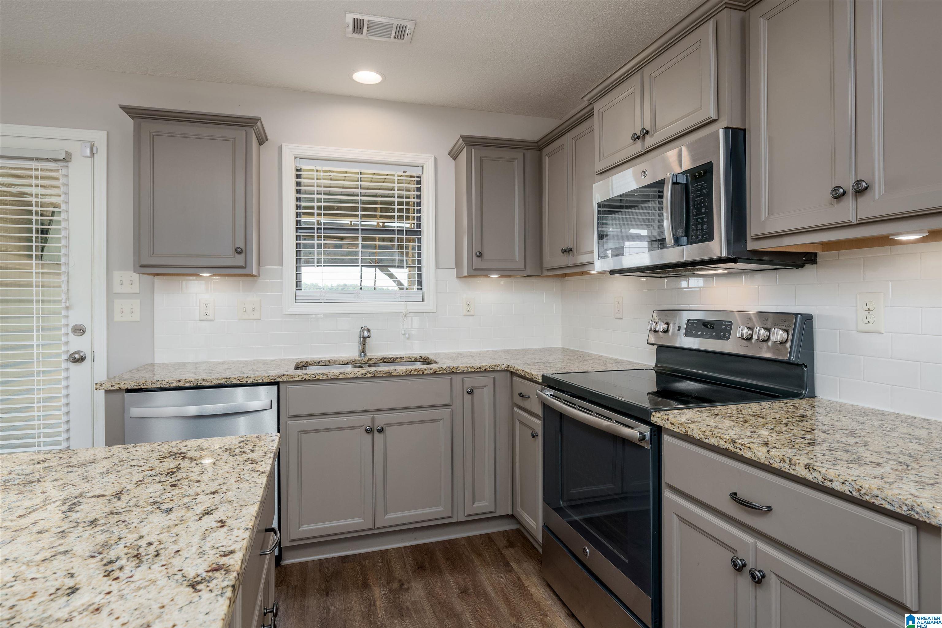 413 Barn Wood Road Tuscaloosa, AL 35405 - Photo 11 of 33 Gallery Image 11