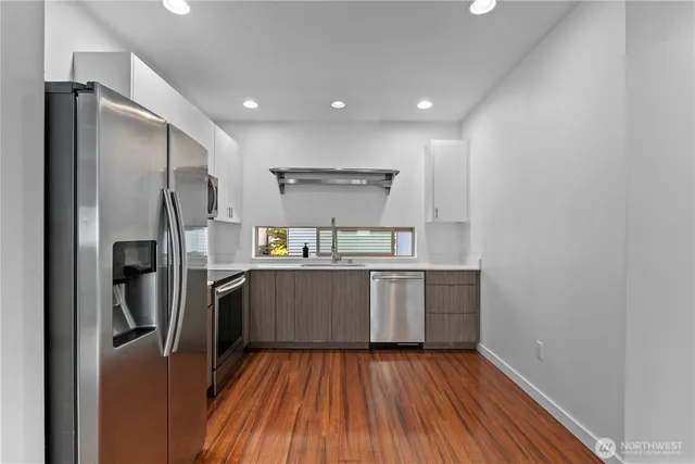 $2,995 | 4244 South Greenbelt Station Drive, Seattle, WA 98118