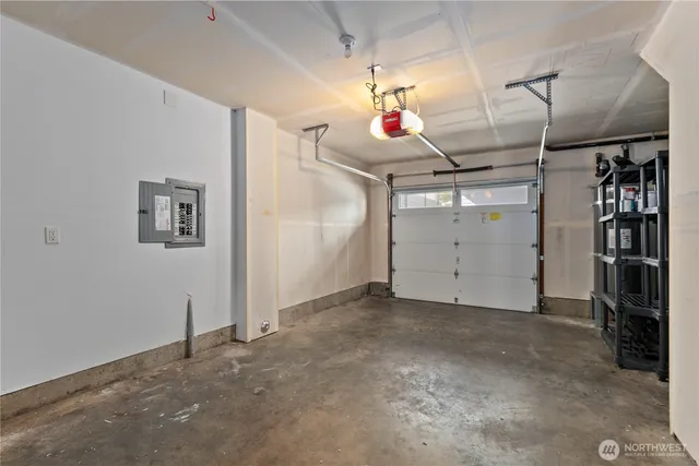 $2,995 | 4244 South Greenbelt Station Drive, Seattle, WA 98118