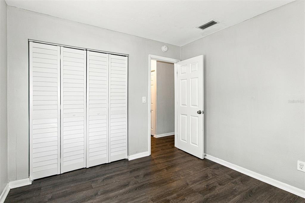 7219 Cascade Street Spring Hill, FL 34606 - Photo 9 of 16 Gallery Image 9