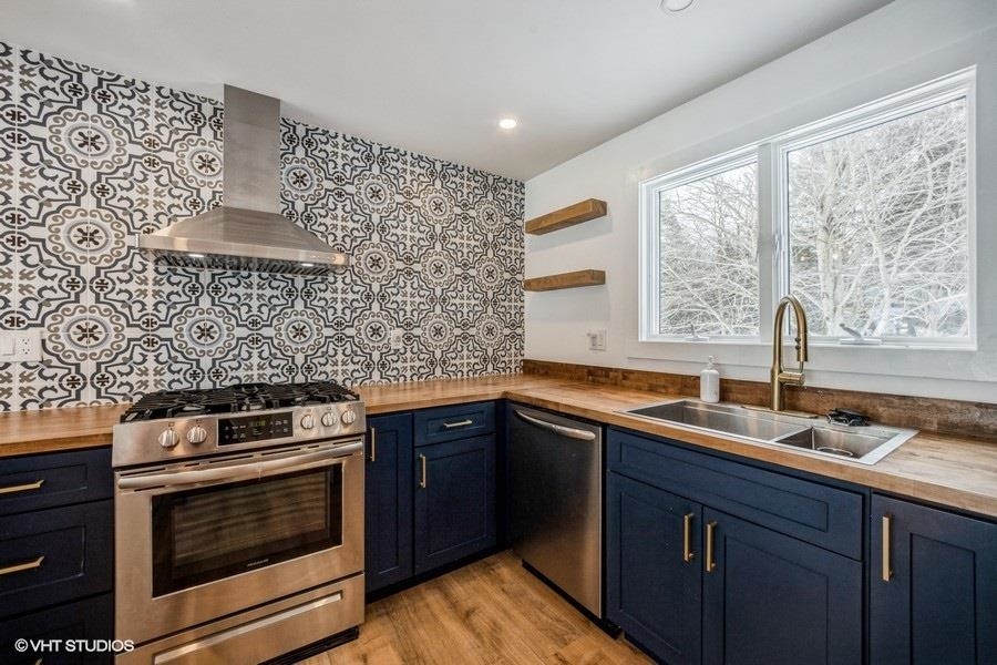 42 White Grove Road Nottingham, NH 03290 - Photo 3 of 39 Gallery Image 3