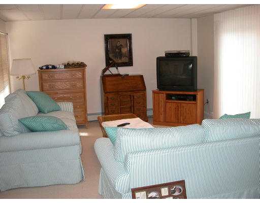182 Puritan Road, Unit A Swampscott, MA 01907 - Photo 5 of 12 Gallery Image 5