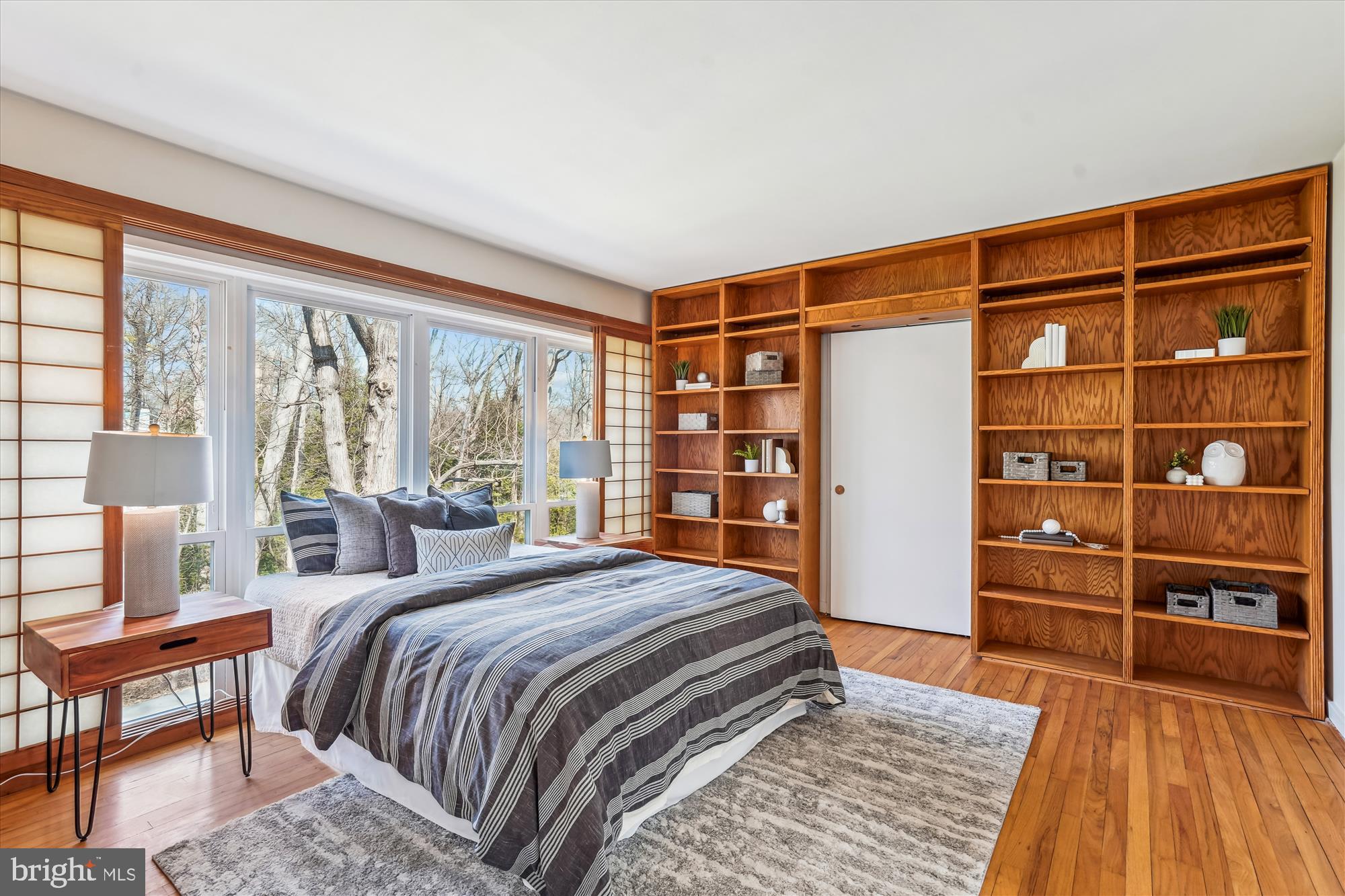 11472 Orchard Lane Reston, VA 20190 - Photo 17 of 47 Primary Bedroom