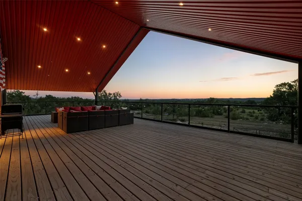 $1,847,000 | 561 Broken Bit Trail, Dripping Springs, TX 78620