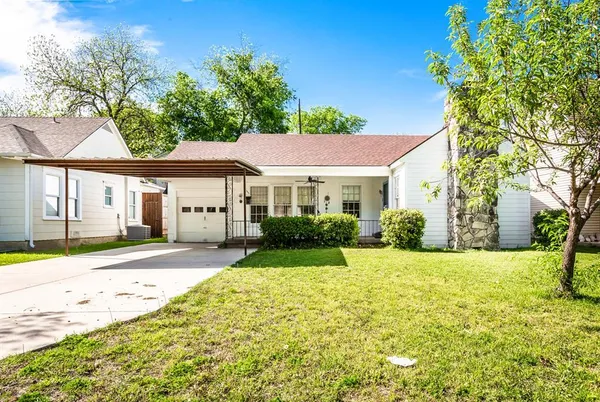 $2,200 | 9025 San Fernando Way, Dallas, TX 75218